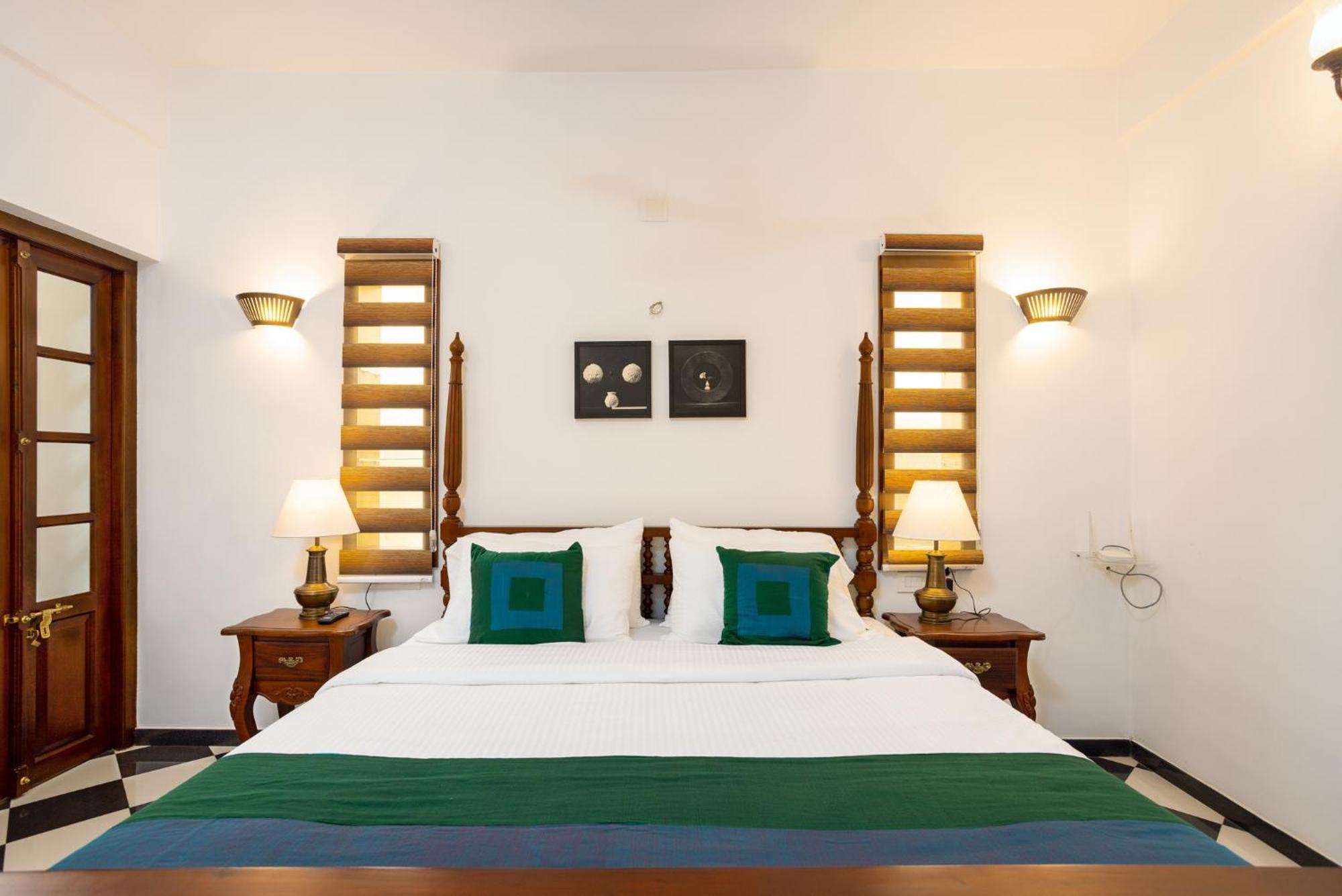 The Barracks Cochin Apartment Kochi Room photo